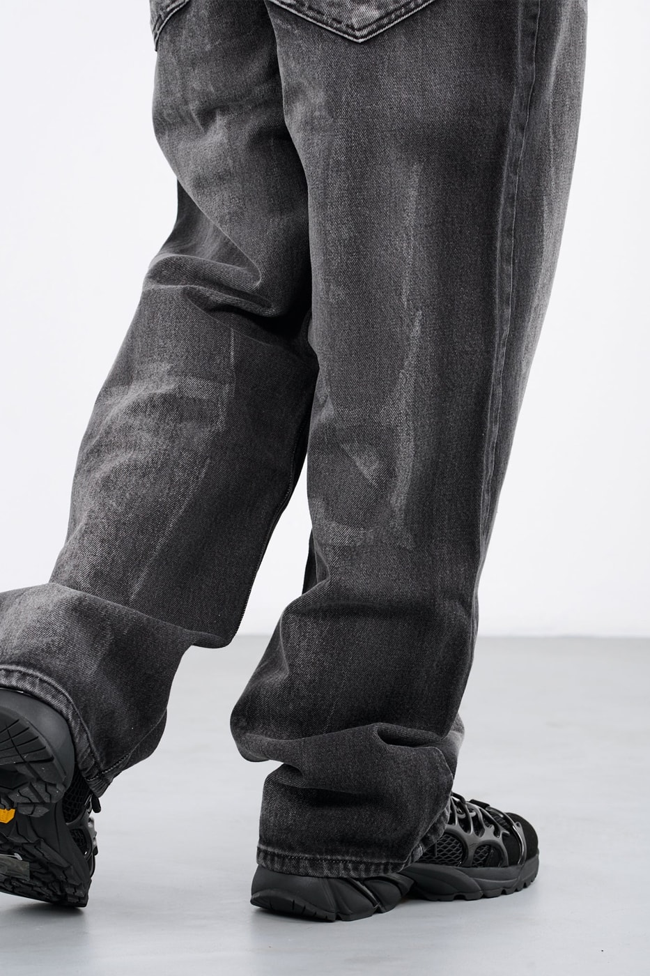 Best Drops 2023 August Week 1 Carhartt WIP mahrishi THUG CLUB Arte Antwerp Prada Palace Levi’s Givenchy