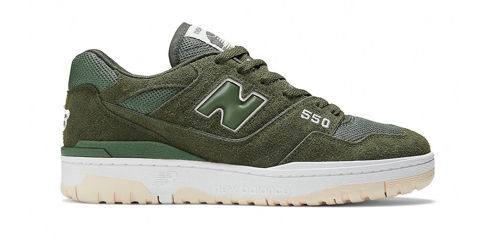 New Balance Wraps the 550 in "Olive Suede"