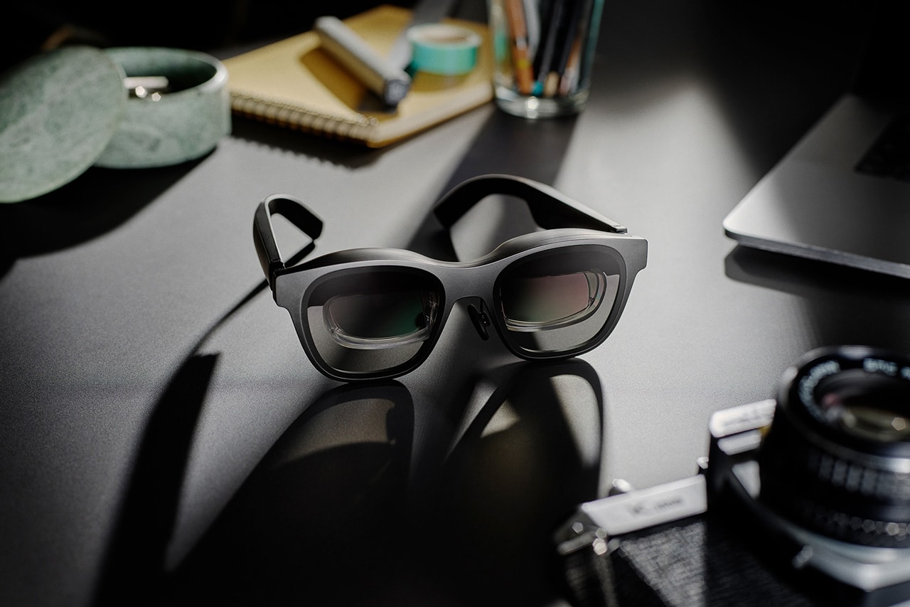 XREAL Beam and Air Glasses Bring The Action to Fans black and gray 