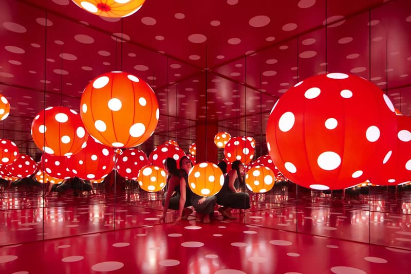 Yayoi Kusama's Inflatable Works Land in Manchester's 'You, Me and the Balloons' Exhibition louis vuitton united kingdom tate modern polka dots pumpkin