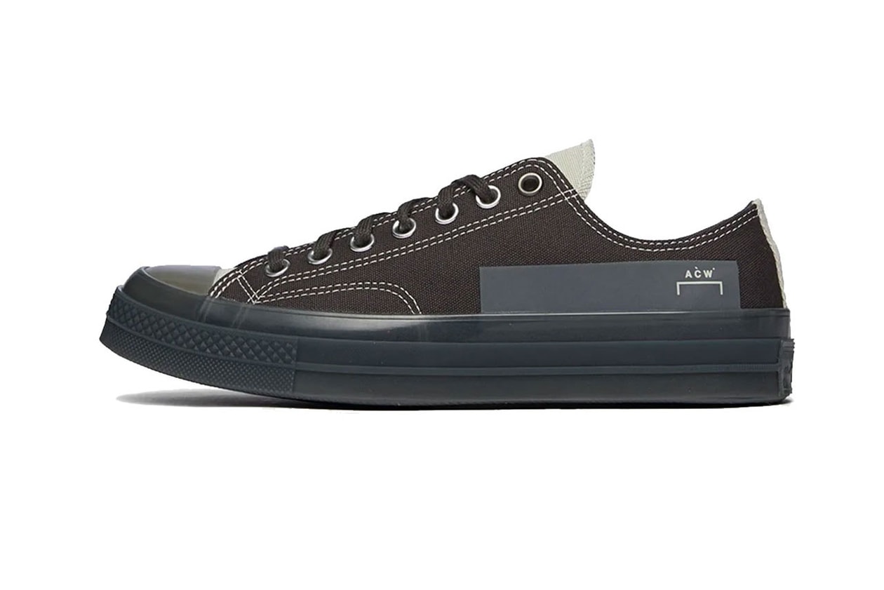 Những đôi giày Sneaker độc đáo bạn không thể bỏ qua tháng 8 Hinh anh 7: Nhung doi giay Sneaker doc dao ban khong the bo qua thang 8