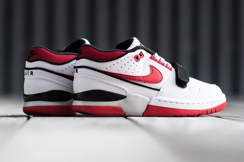 Hinh anh 3: Nhung doi giay Sneaker doc dao ban khong the bo qua thang 8