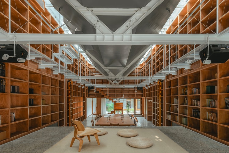 Chaoffice’s “House Under the Boat” is a Zen-Infused Study Sanctuary