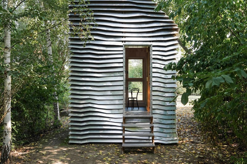 This Tiny House is Built Without Screws or Nails