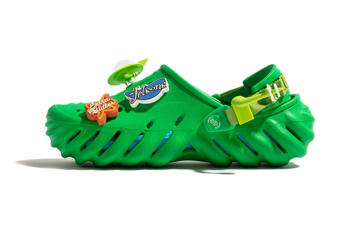 Extra Butter Crocs Echo Clog Collaboration Warner bros the Jetsons cartoon television tv show
