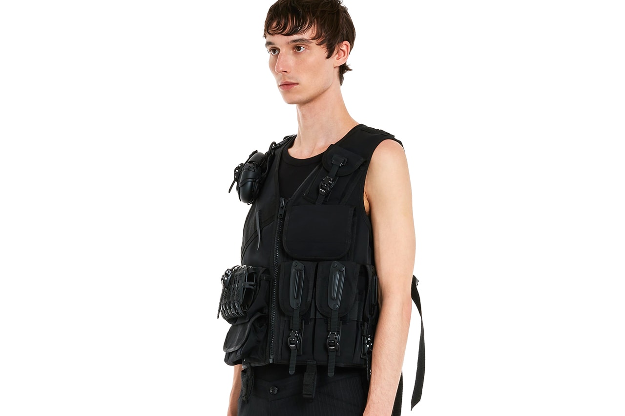 Junya WATANABE MAN x INNERRAUM Collaboration Technical Vest Crossbody Shoulder Bag Black Techwear Gorpcore Dover Street Market London