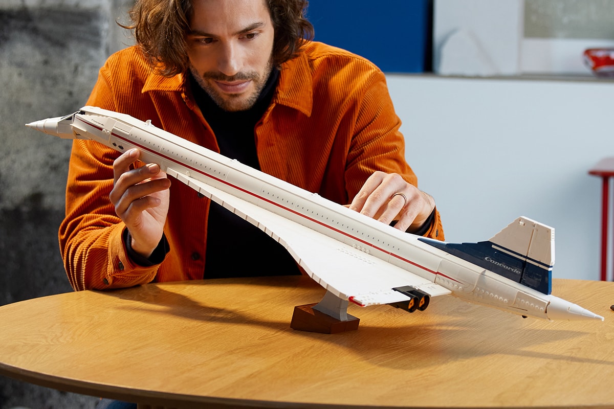 LEGO Takes Flight With 2083-Piece Concorde Set aircraft engineering masterpiece supersonic passenger model accurate scale