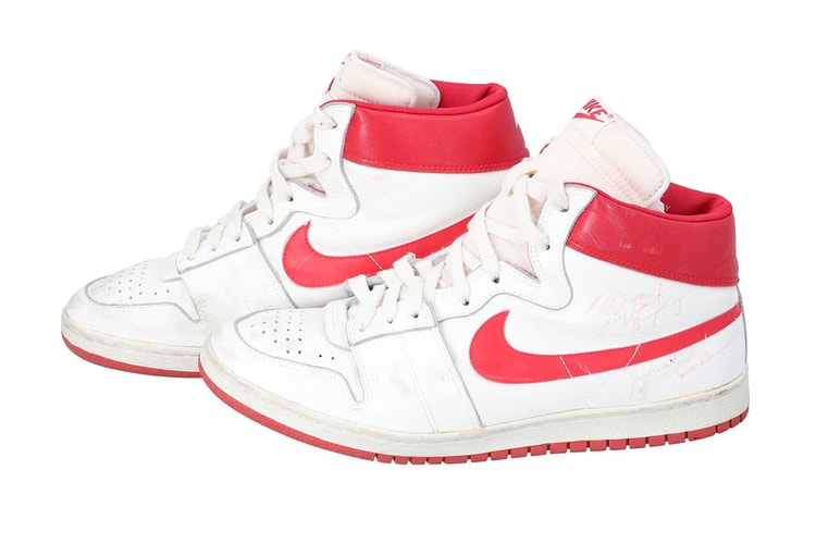 One of Michael Jordan’s Earliest Game-Worn Air Ships Is up for Auction