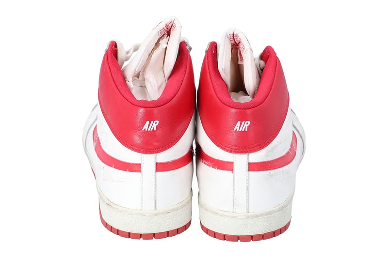 Michael Jordan Air Ship Auction Fifth NBA Game denver nuggets 1984 white red tj lewis ball boy
