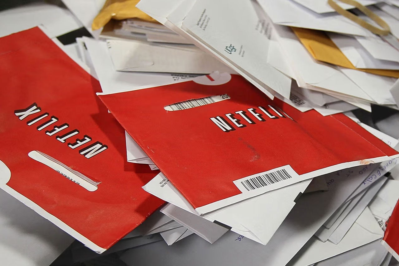 netflix dvd by mail service randomly sending customers ending service announcement surprise details reed hastings