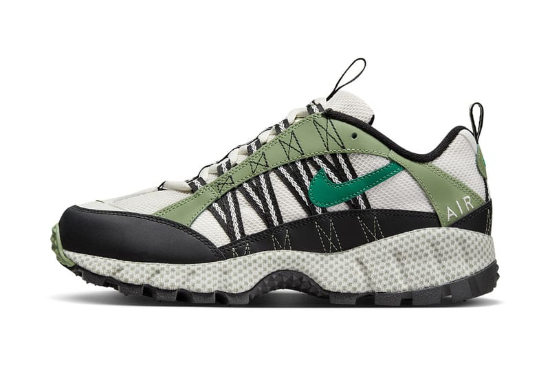 Nike Drips "Oil Green" Over the Air Humara
