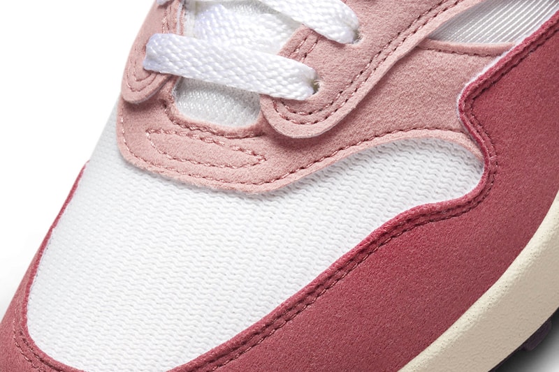 Official Look at Nike Air Max 1 "Red Stardust" Sail/Cedar-Red Stardust-Coconut Milk swoosh DZ2628-103 fall november release