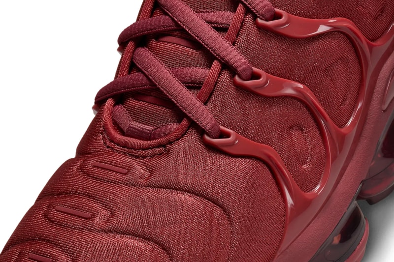 Nike Air Vapormax Plus Surfaces in an All-Red Iteration FQ8878-661 Release Info swoosh technical sneaker