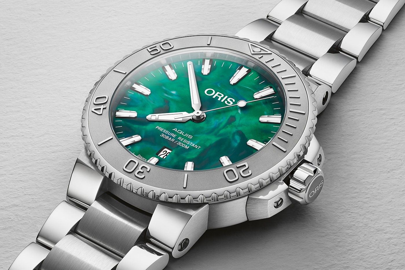 Oris AquisPRO 4000m Oris X Bracenet Artelier S Geneva Watch Days Release Info