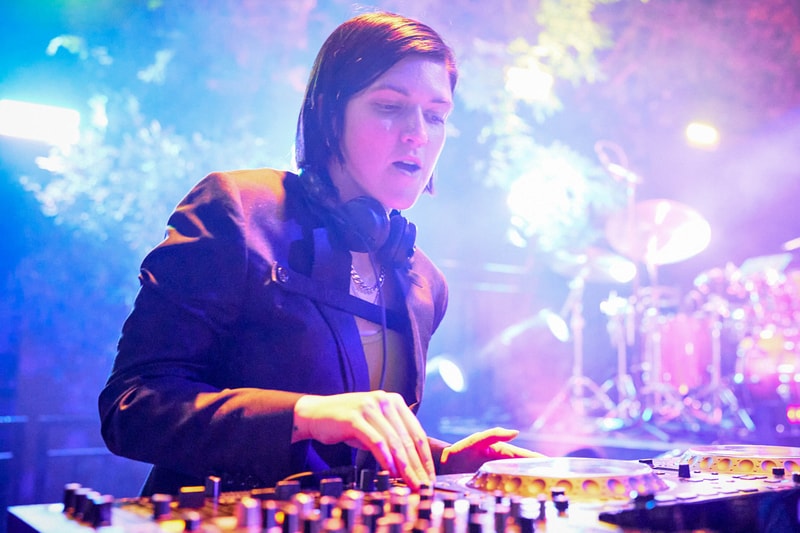 romy the xx debut solo album lp mid air interview release strong music video stuart price fred again collaboration producer queer club culture dance music industry