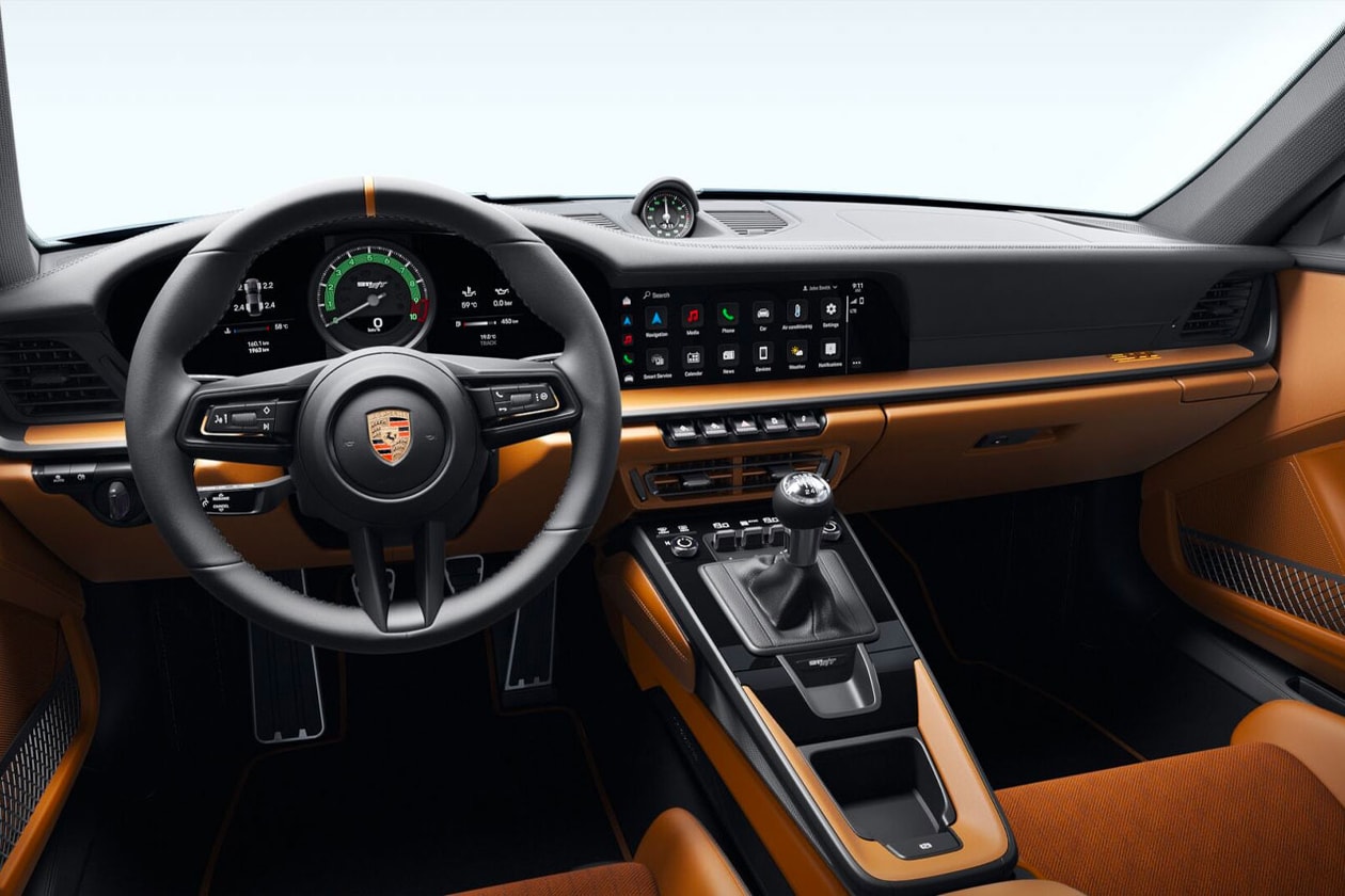 Порше 911 С/Т 2024 года