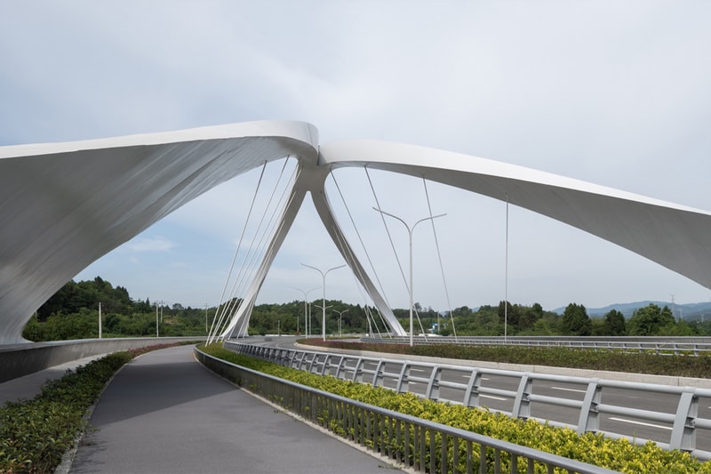 Zaha Hadid Architects Bridge bridge China Jiangxi River design Chengdu West first