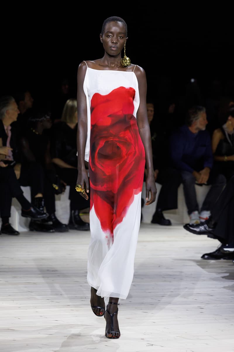 Alexander McQueen Spring Summer 2024 Paris Fashion Week menswear womenswear runway Sarah Burton