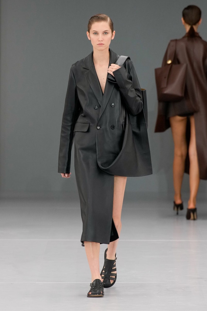 LOEWE Spring Summer 2024 Paris Fashion Week menswear womenswear runway Jonathan Anderson