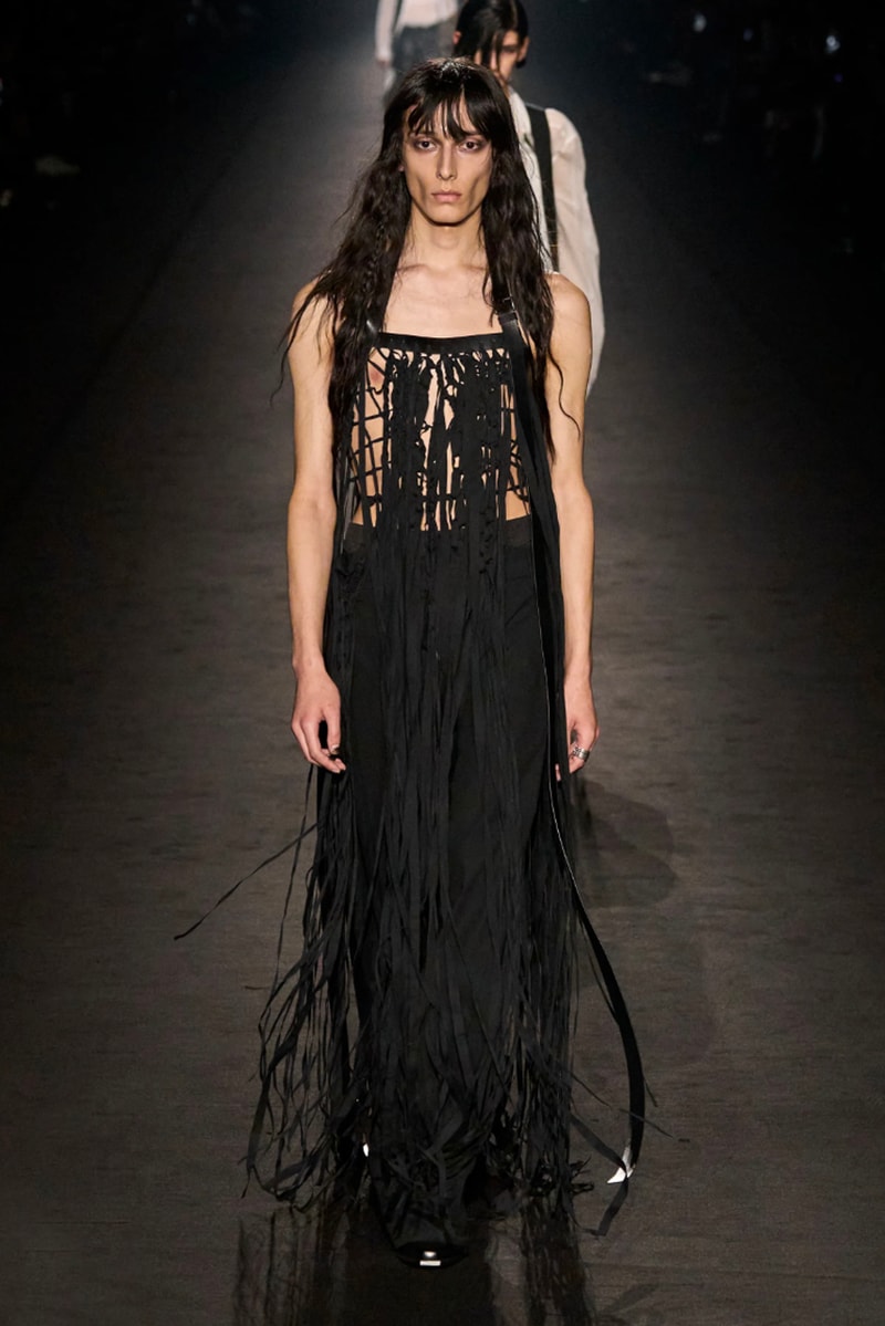 Ann Demeulemeester Fall 2024 Ready-to-Wear Runway, Fashion Show &  Collection Review [PHOTOS]