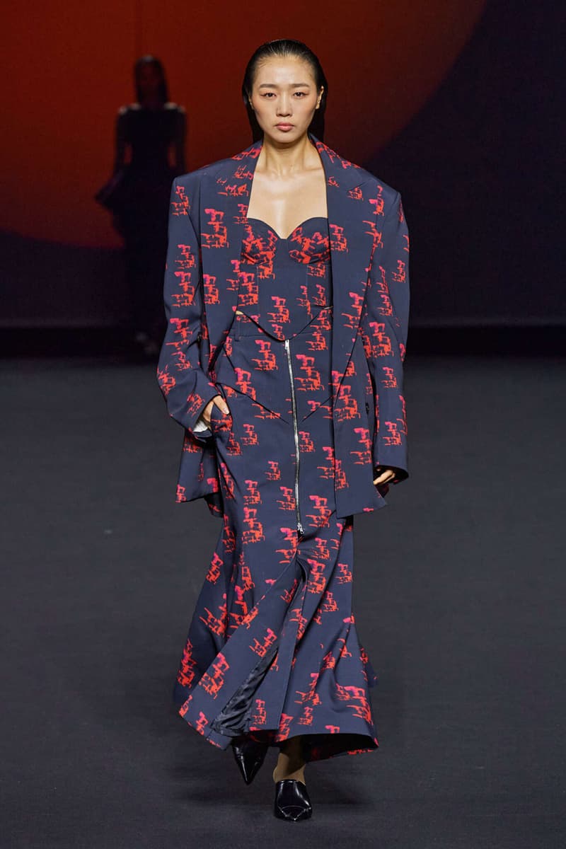 Big Park SS24 Brings Contemporary South Korean Calligraphy To Ready To Wear seoul fashion week collection Hwang Seok-bong