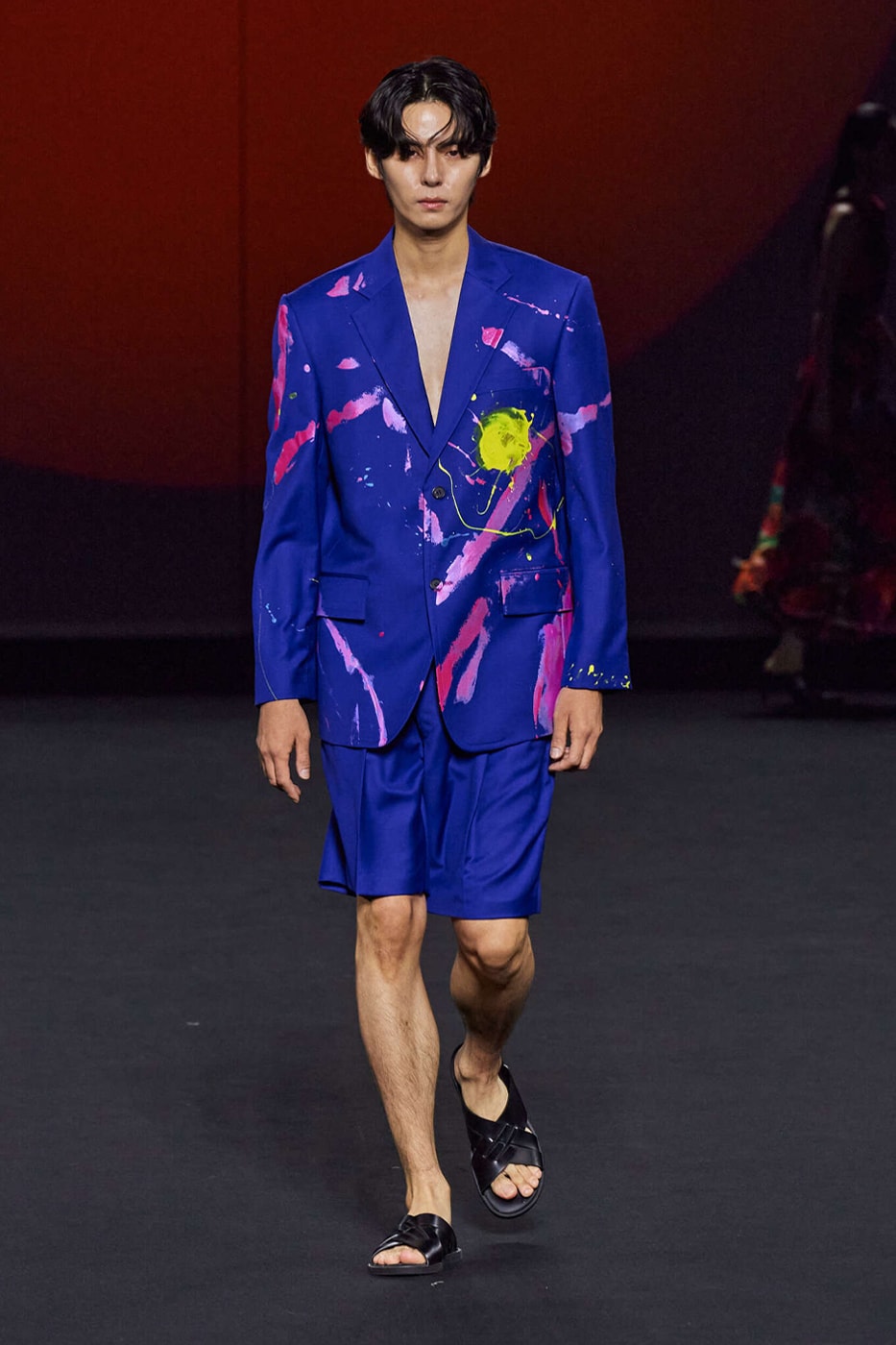 Big Park SS24 Brings Contemporary South Korean Calligraphy To Ready To Wear seoul fashion week collection Hwang Seok-bong