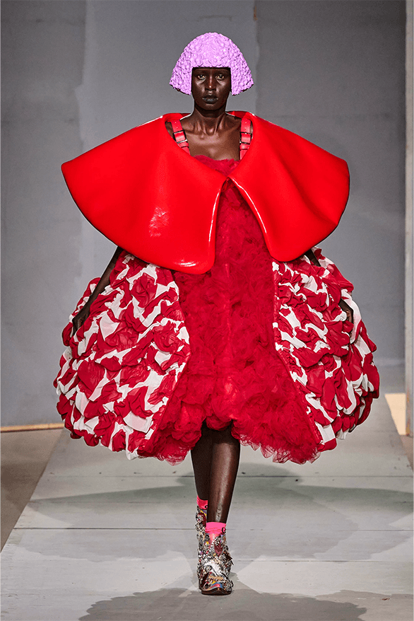COMME des GARÇONS Spring Summer 2024 Paris Fashion Week Rei Kawakubo womenswear runway
