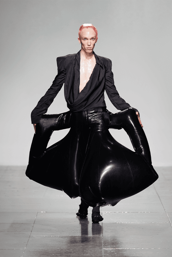 런던 패션위크를 꽉 채운, 주목해야 할 런던 신예 디자이너 브랜드, 스켑타, 메인스, 하리, 룰루 케네디, 패션 이스트, 올리 신더, 아론 애쉬