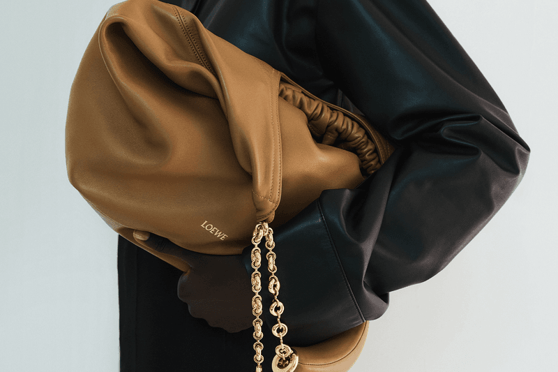 LOEWE's FW23 Squeeze Bag Is Cinched to Perfection