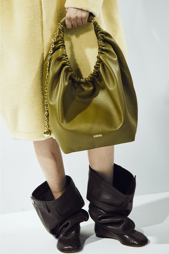 LOEWE Fall Winter 2023 Squeeze Bag Release Information details date menswear womenswear runway Paris fashion week