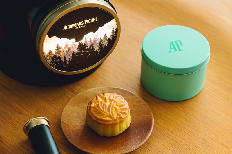 Luxury Brand Mooncakes Mid-Autumn Festival 2021