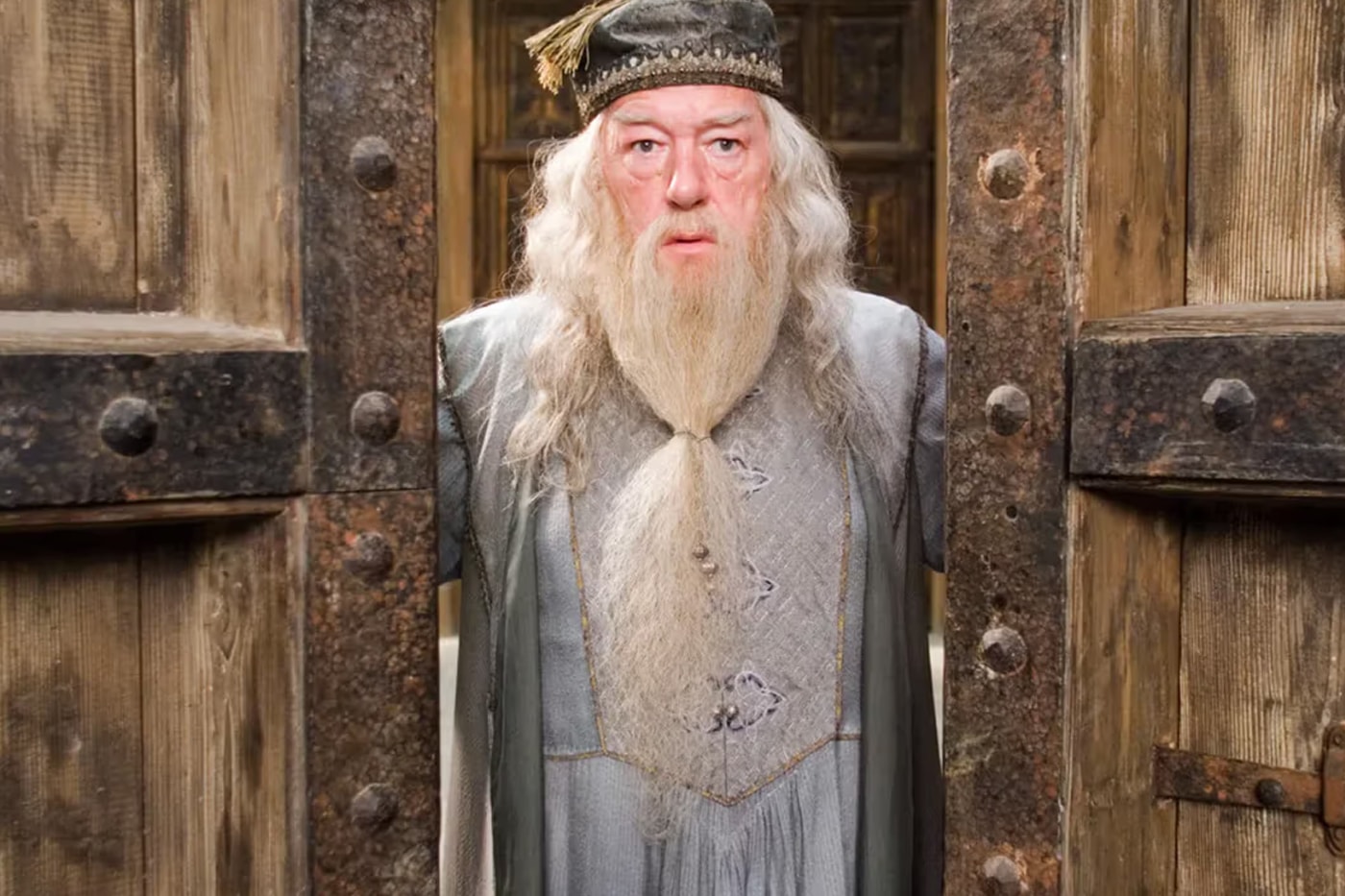 Michael Gambon dumbledore shakespeare harry potter film series franchise actor death cause obituary career acting credits television stage