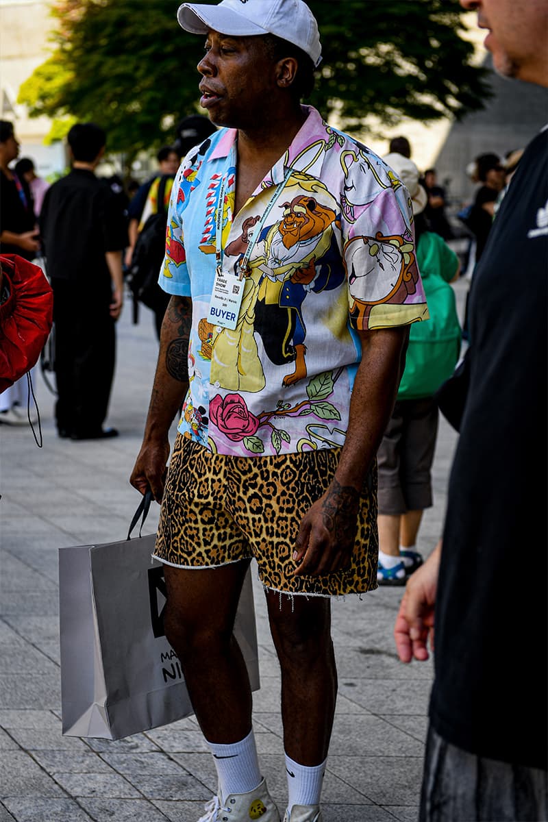 Seoul Fashion Week SS24 Street Style Spring summer 2024 menswear street style casual wear t-shirts oversized pants denim wear new jeans