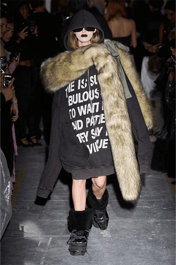 Vaquera Spring Summer 2024 Paris Fashion Week womenswear club runway