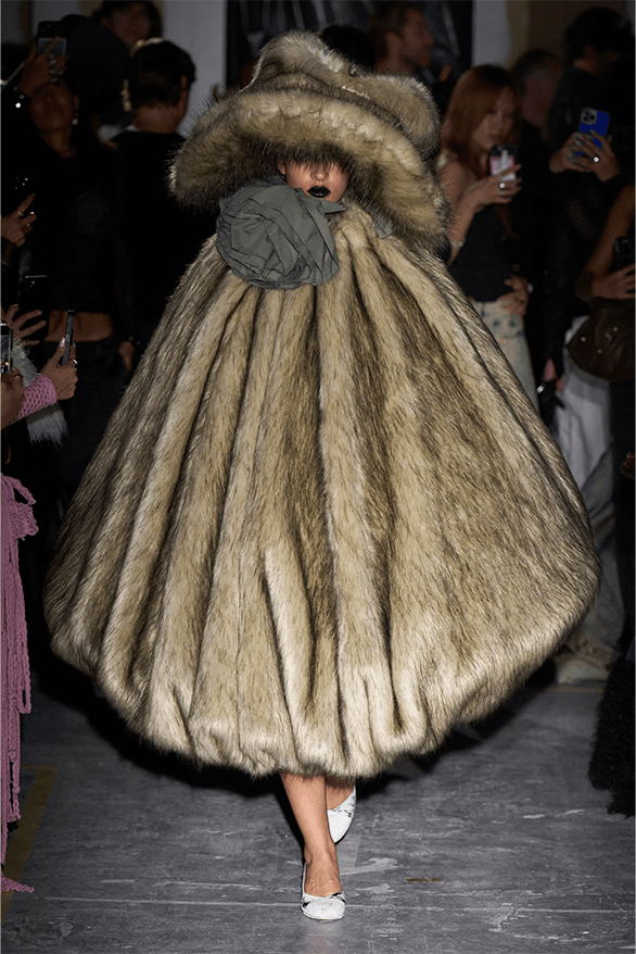 Vaquera Spring Summer 2024 Paris Fashion Week womenswear club runway