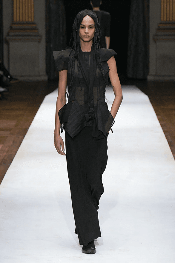 Yohji Yamamoto Spring Summer 2024 Paris Fashion Week menswear womenswear runway