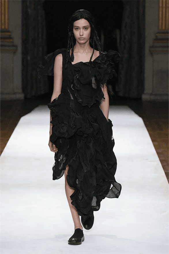 Yohji Yamamoto Spring Summer 2024 Paris Fashion Week menswear womenswear runway