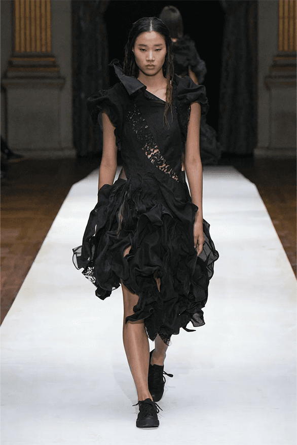 Yohji Yamamoto Spring Summer 2024 Paris Fashion Week menswear womenswear runway