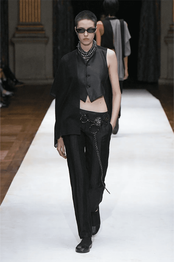 Yohji Yamamoto Spring Summer 2024 Paris Fashion Week menswear womenswear runway