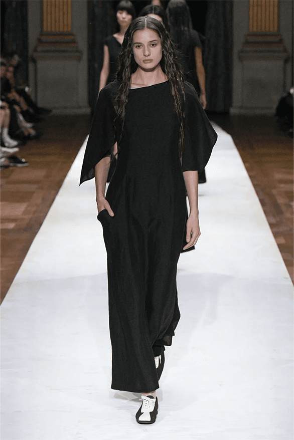 Yohji Yamamoto Spring Summer 2024 Paris Fashion Week menswear womenswear runway