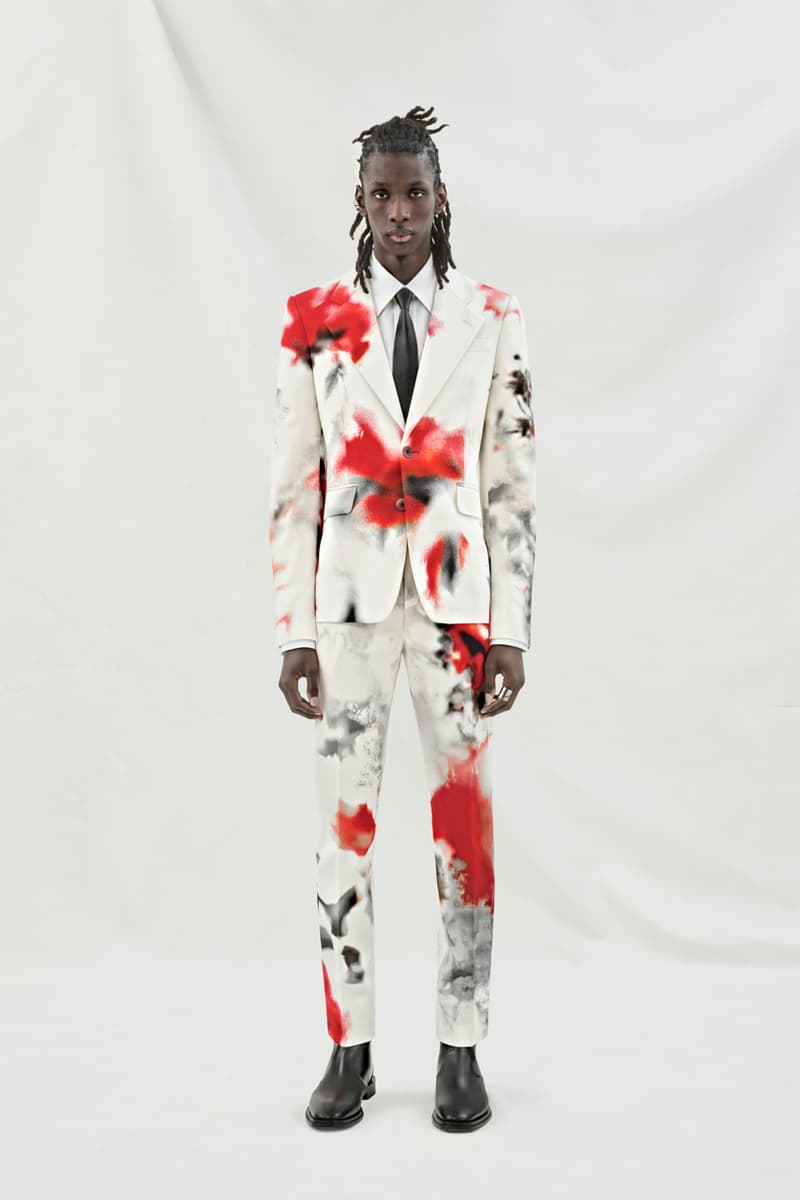 Alexander McQueen Pre-SS24 Centers on Cut and Proportion Fashion Menswear