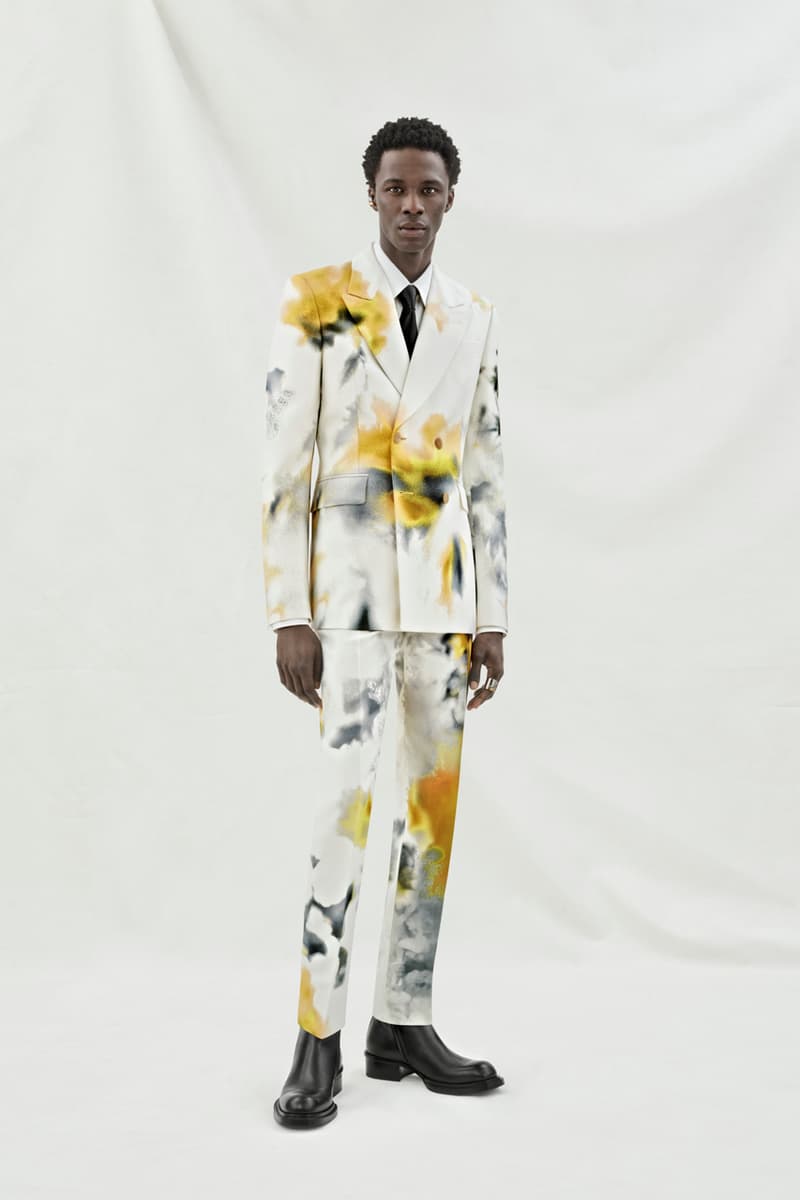 Alexander McQueen Pre-SS24 Centers on Cut and Proportion Fashion Menswear