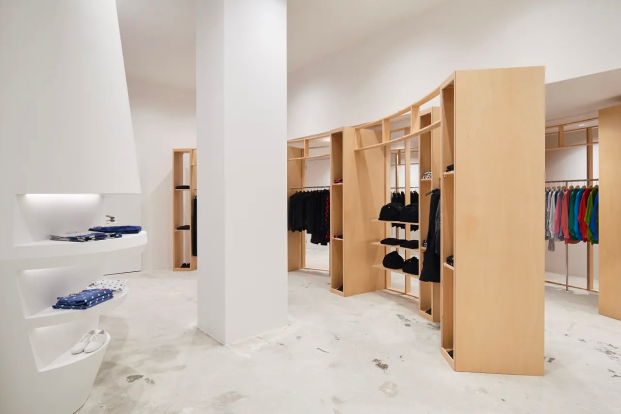 Comme Des Garçons Opens New Store in Paris Fashion