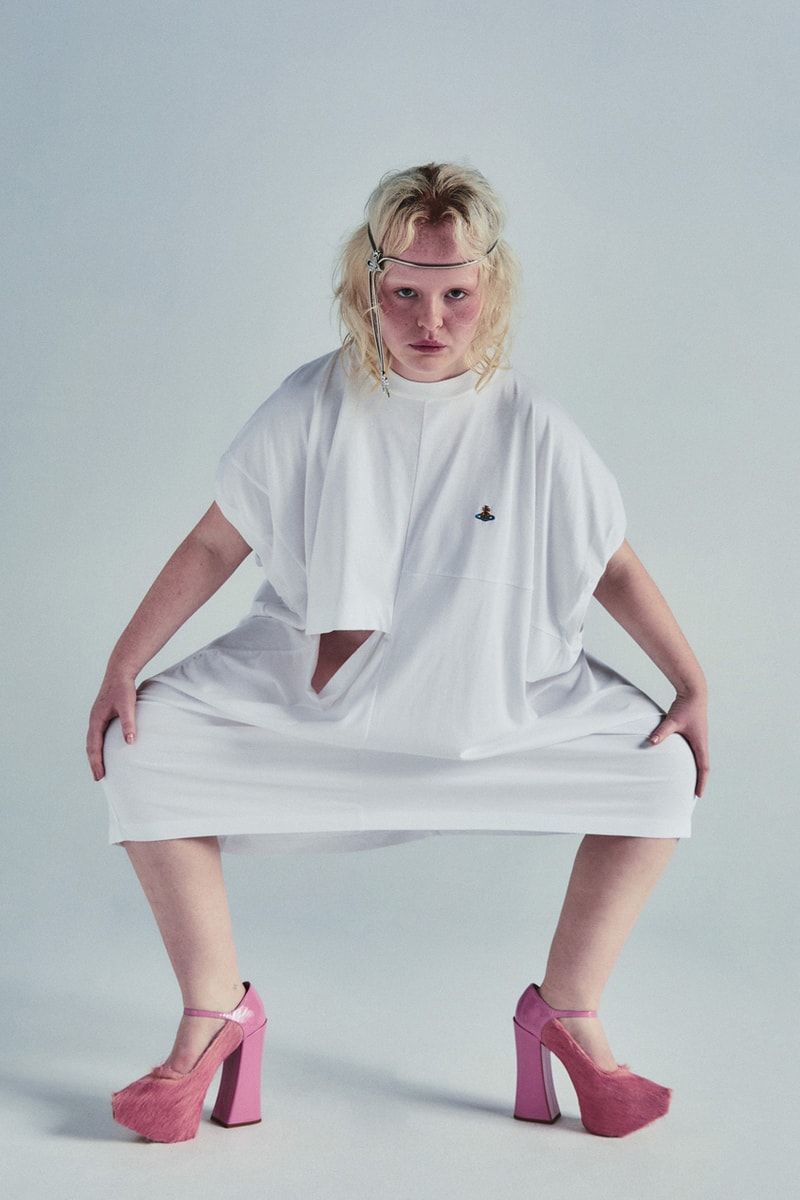 Vivienne Westwood SS24 Dives Into Shakespearean England Fashion