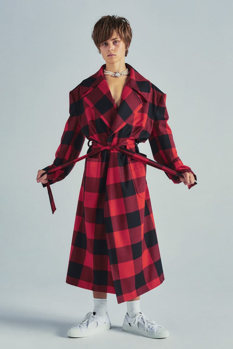 Vivienne Westwood SS24 Dives Into Shakespearean England Fashion