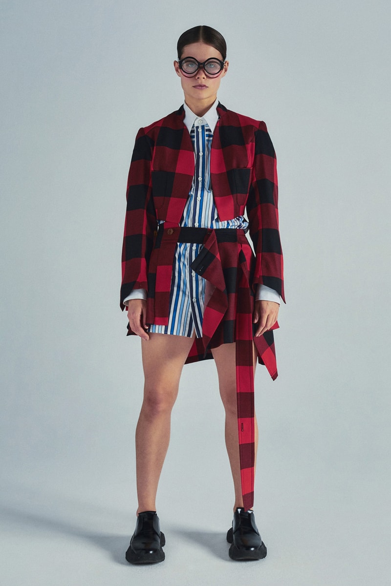 Vivienne Westwood SS24 Dives Into Shakespearean England Fashion
