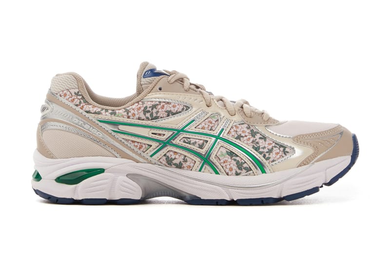 Floral Detailing Graces the ASICS GT-2160
