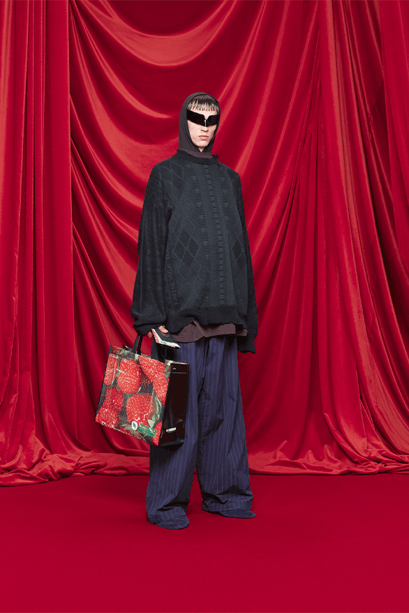 Balenciaga Spring Summer 2024 Paris Fashion Week menswear womenswear runway Demna