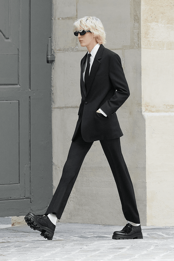 CELINE Summer 2024 Runway Video Hedi Slimane Paris BIBLIOTHÈQUE NATIONALE womenswear