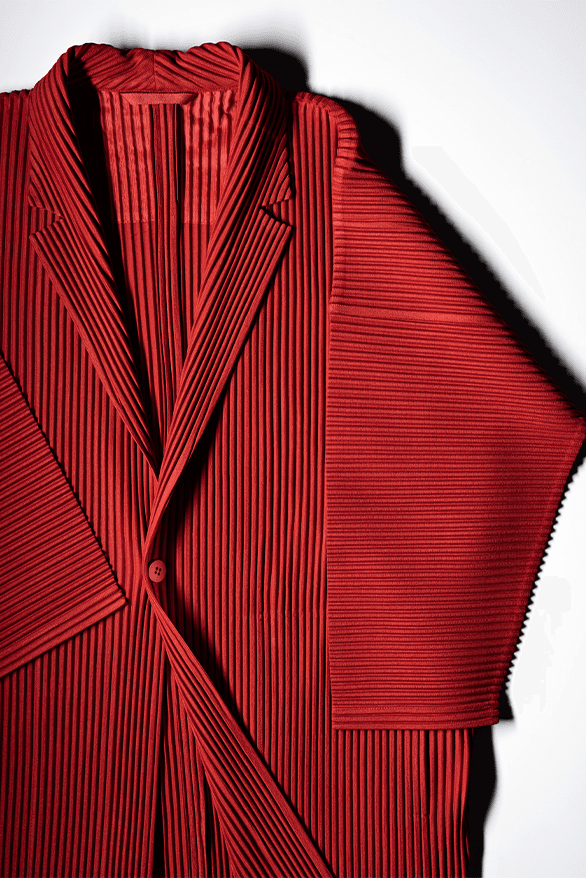 HOMME PLISSÉ ISSEY MIYAKE 10th Anniversary Collection menswear womenswear Japan